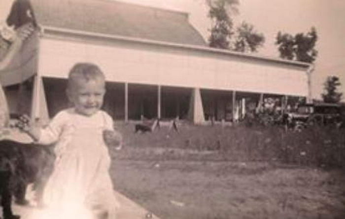 Reids Pavilion (Reids Casino) - Old Photo From Barron Lake Association